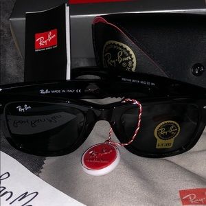 Ray-ban Sunglasses Brand New 😎